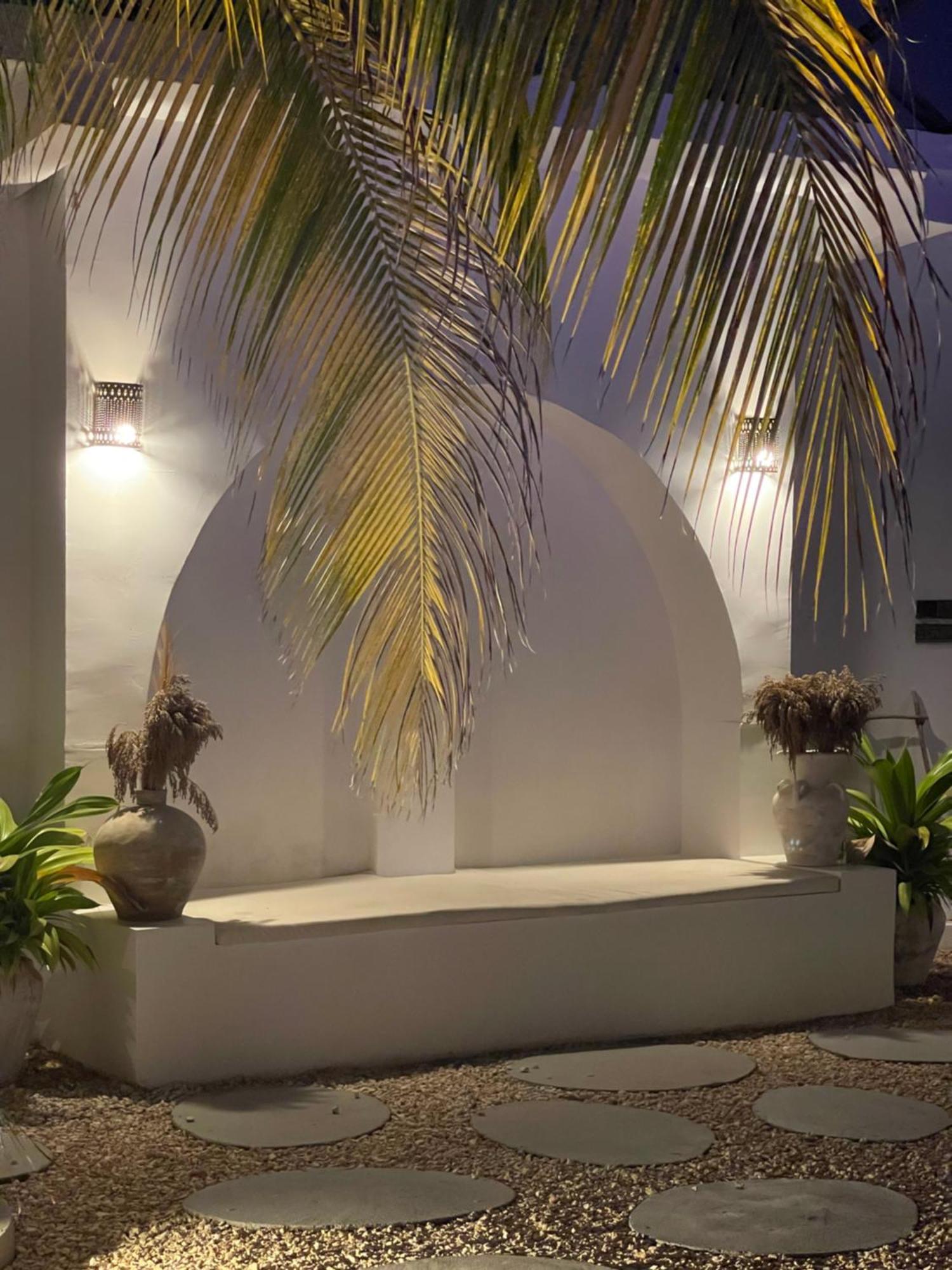 Dantes Zanzibar *